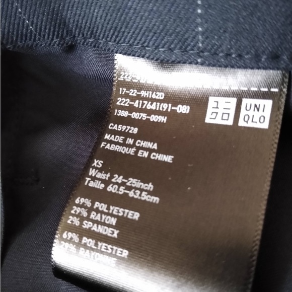 Uniqlo navy faux wrap pencil skirt - navy blue grid pattern - Picture 7 of 7